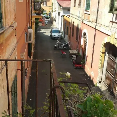 Loft Al Pigneto 아파트